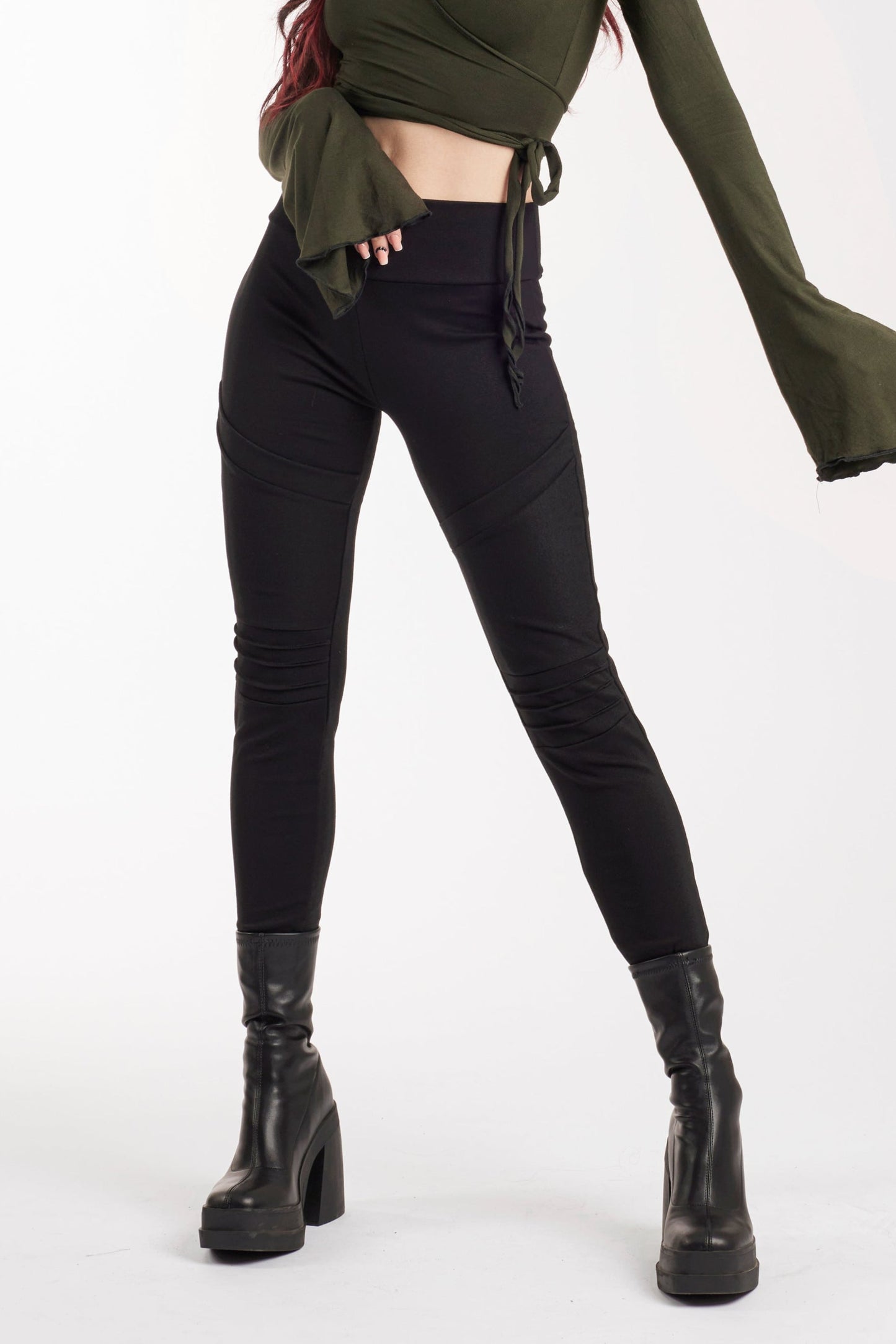 Skinny Leggings Pants with Knee Seams – Steampunk Futuristic Stretch Trousers