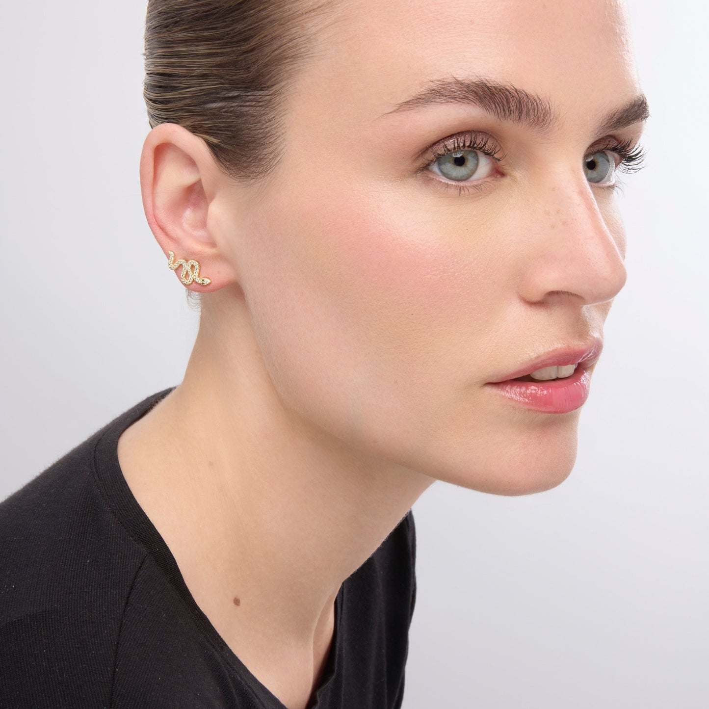 Pendientes acabado oro amarillo de 18k y Circonita Brillante - Norra