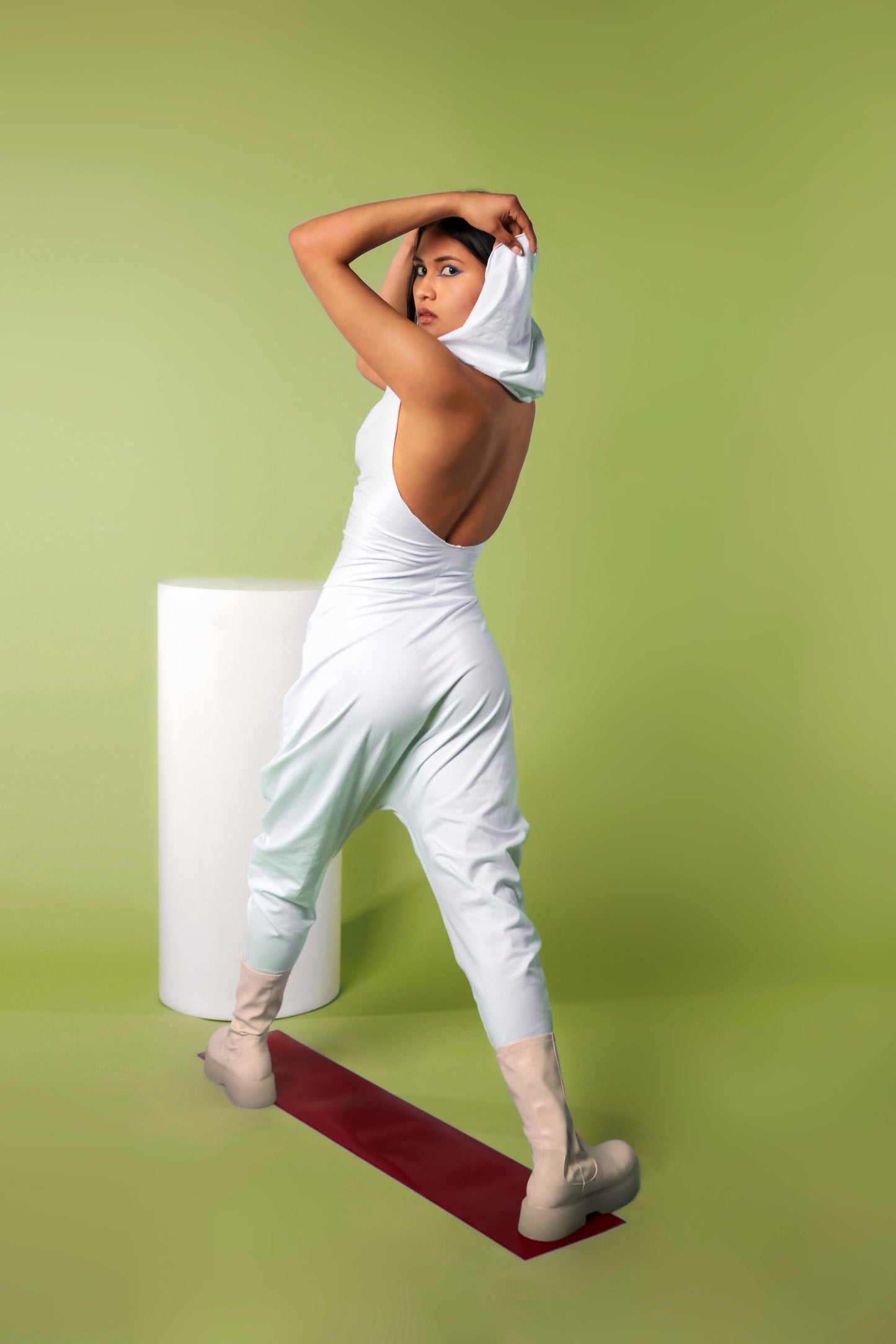 Hooded harem backless jumpsuit white
